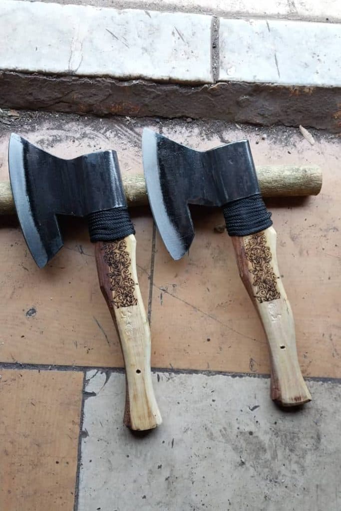 آهنگری سنتی چلنگری پسرک آهنگر در آقا سید شریف رشت