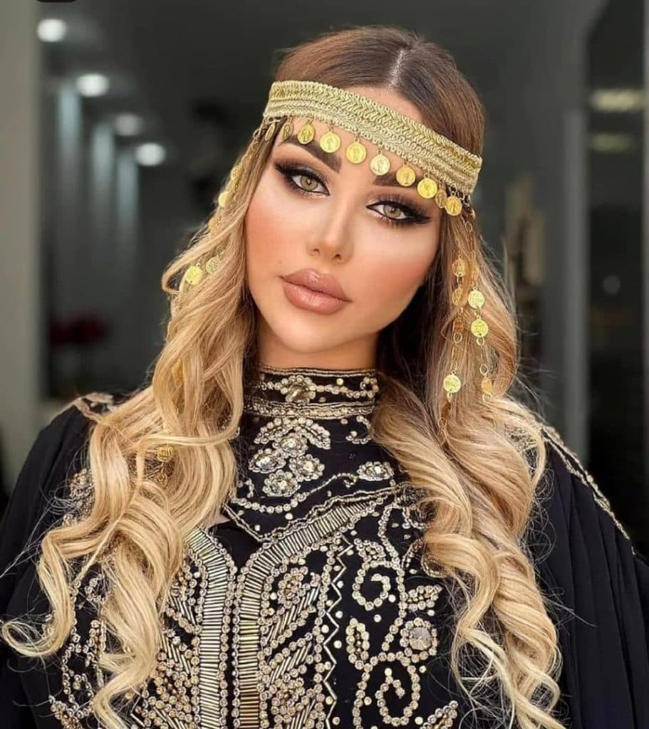 مرکز زیبایی عروس ندا بروجنی در شیخ مفید اصفهان