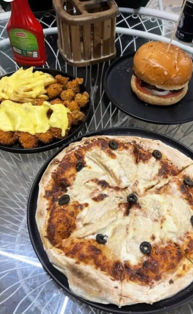 کافه رستوران عمارت بی بی در ایلام