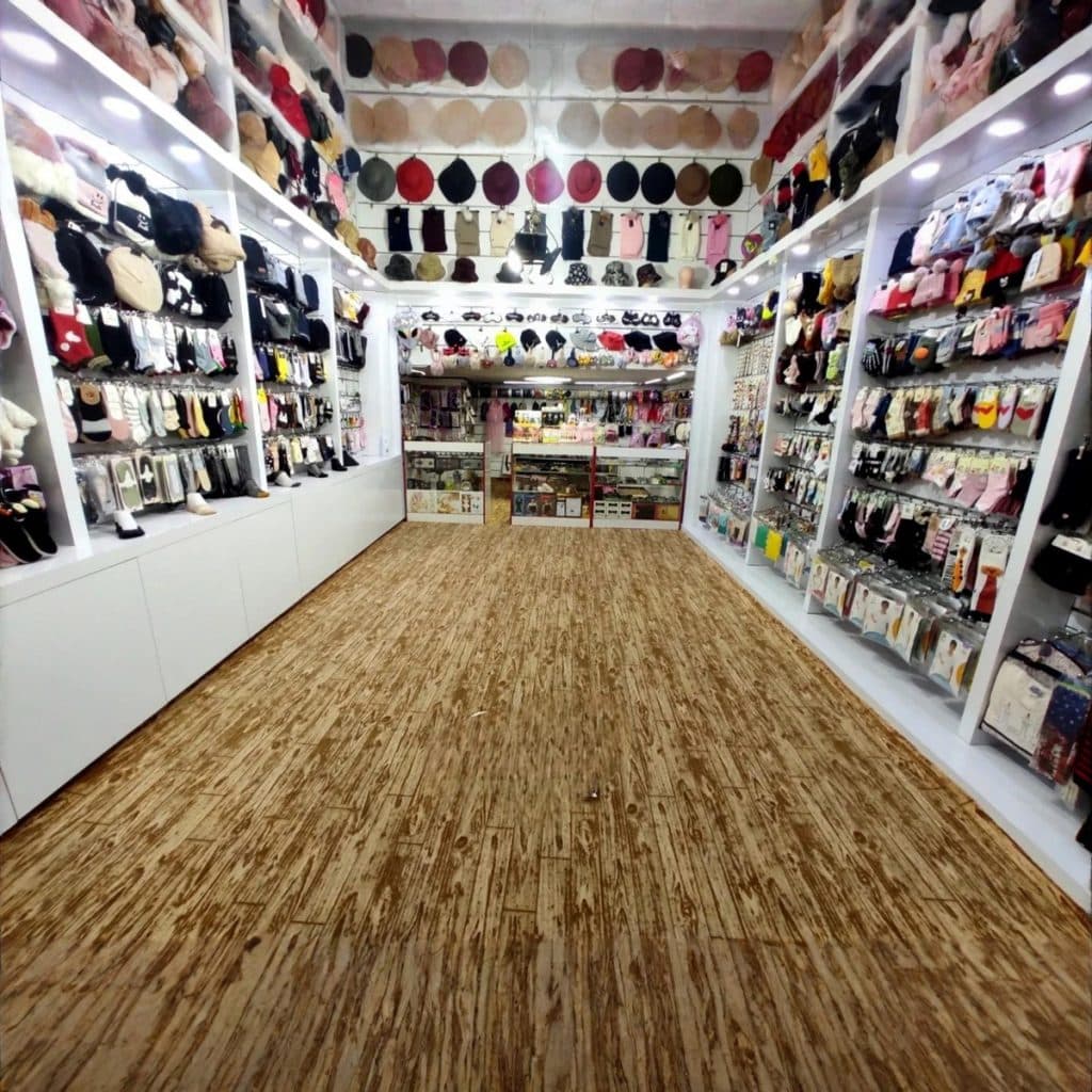 فروشگاه اکسسوری آرتینا در یزد