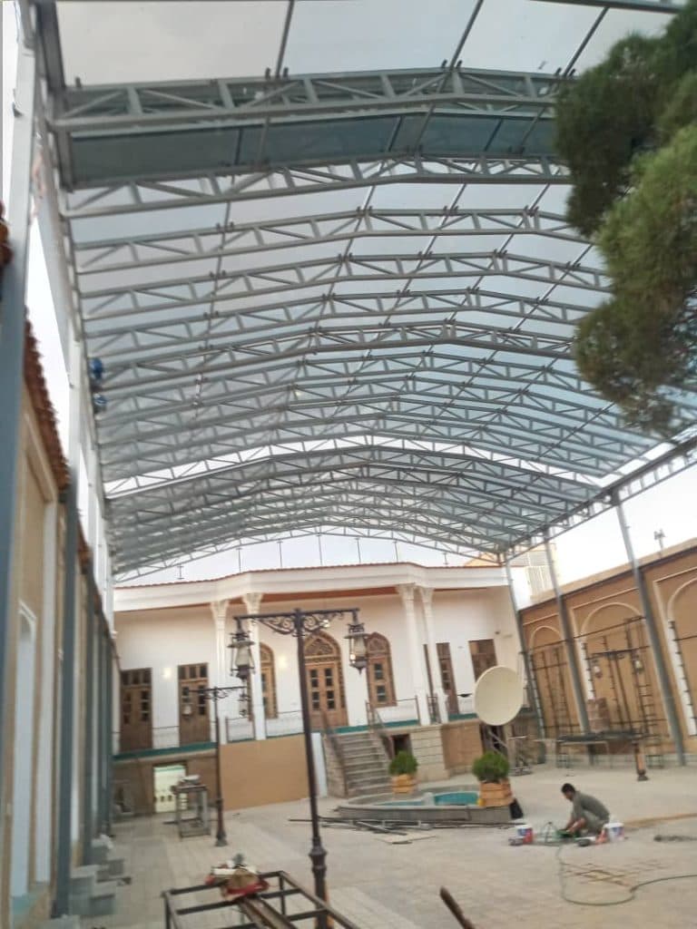 طراحی و اجرای نمای کرتین وال و اسپایدر رحیمی شیراز