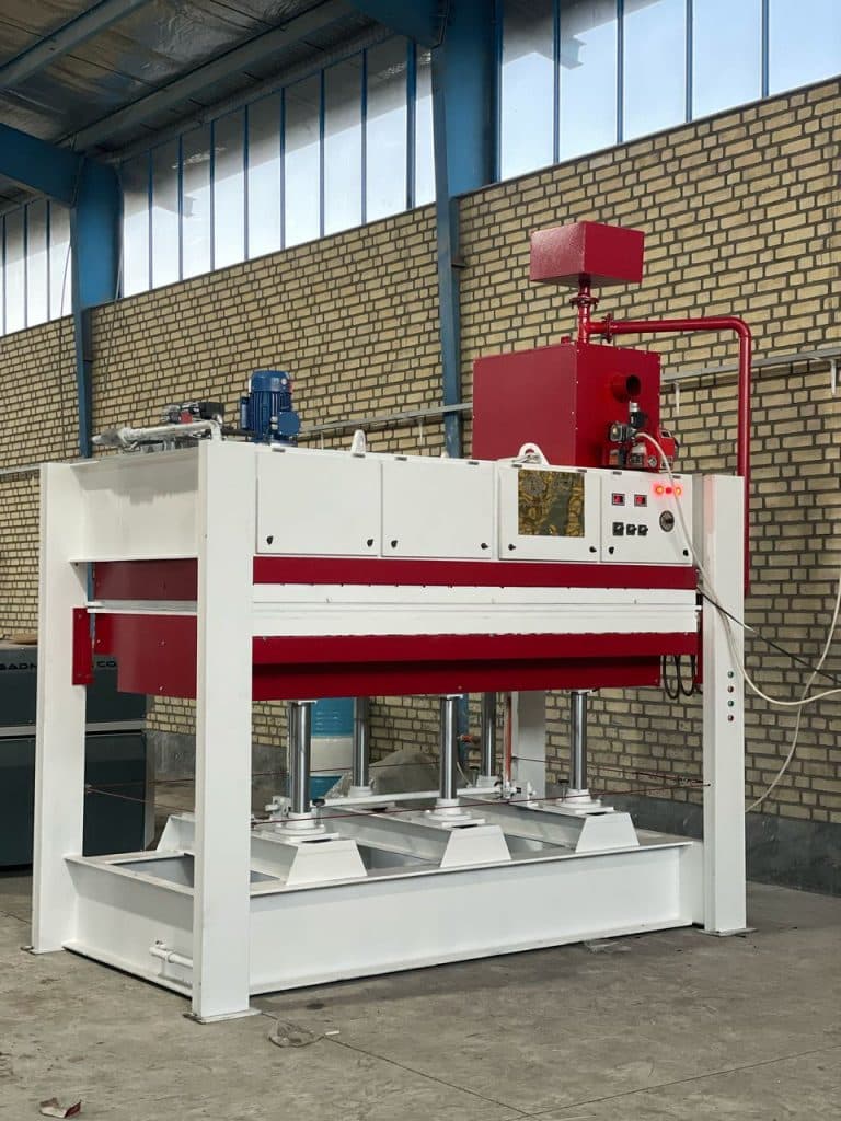 طراحی و تولید دستگاه پرس چوب نیوتکنیک در تهران