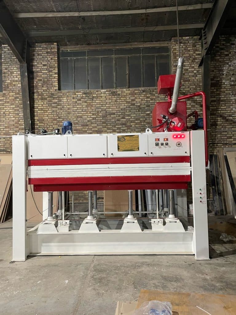 طراحی و تولید دستگاه پرس چوب نیوتکنیک در تهران