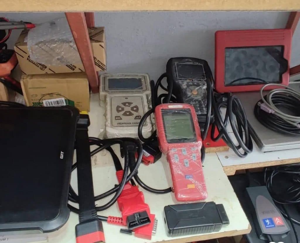 مرکز تعمیرات ایسیو و برق و انژکتور خودرو اف 14 در بندر انزلی