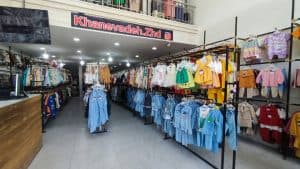 پوشاک خانواده ویژه کودکان عظیمی در زاهدان