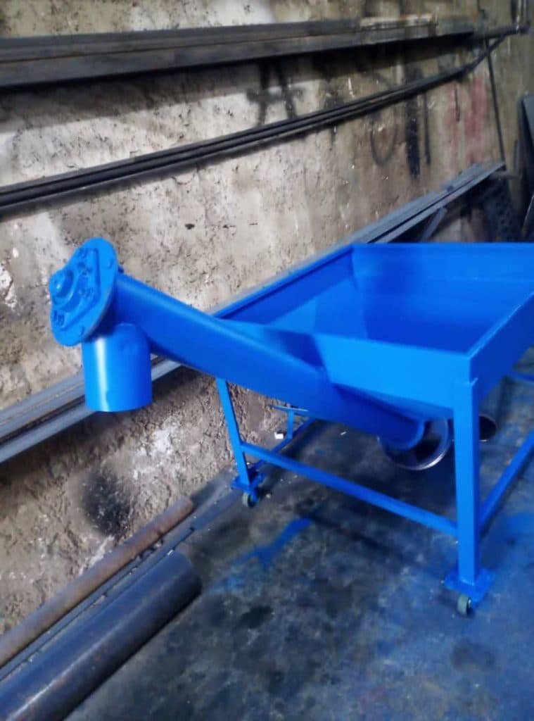 ساخت موادکش دستگاه تزریق پلاستیک ایران مهر اصفهان