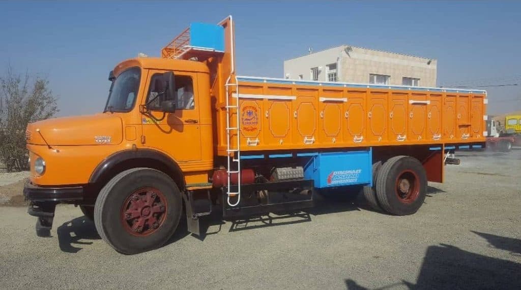 کارگاه اتاق سازی ماردین صنعت مجیدی در بوکان