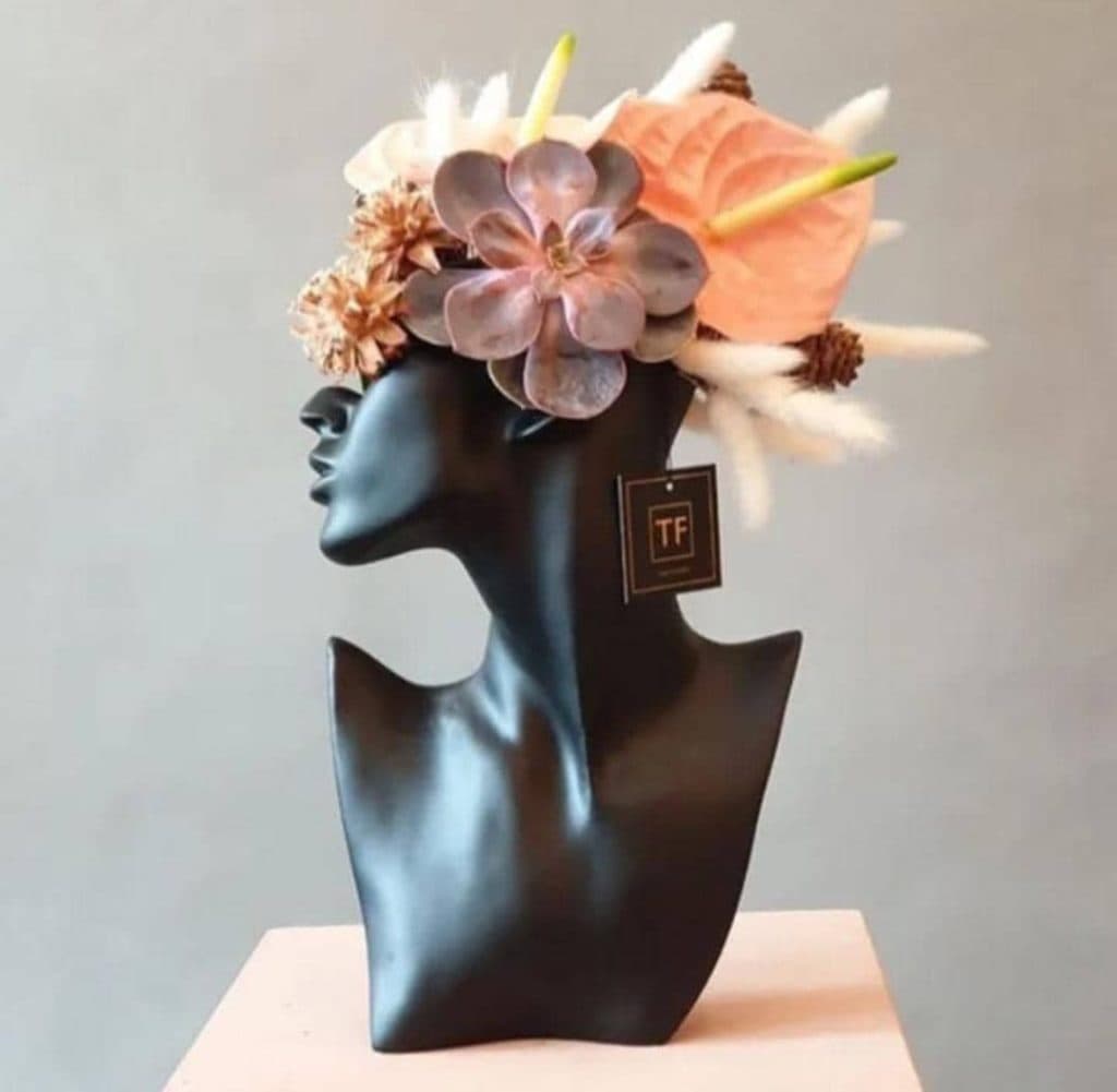 فروش تابلو و مجسمه گالری تاج در رفسنجان