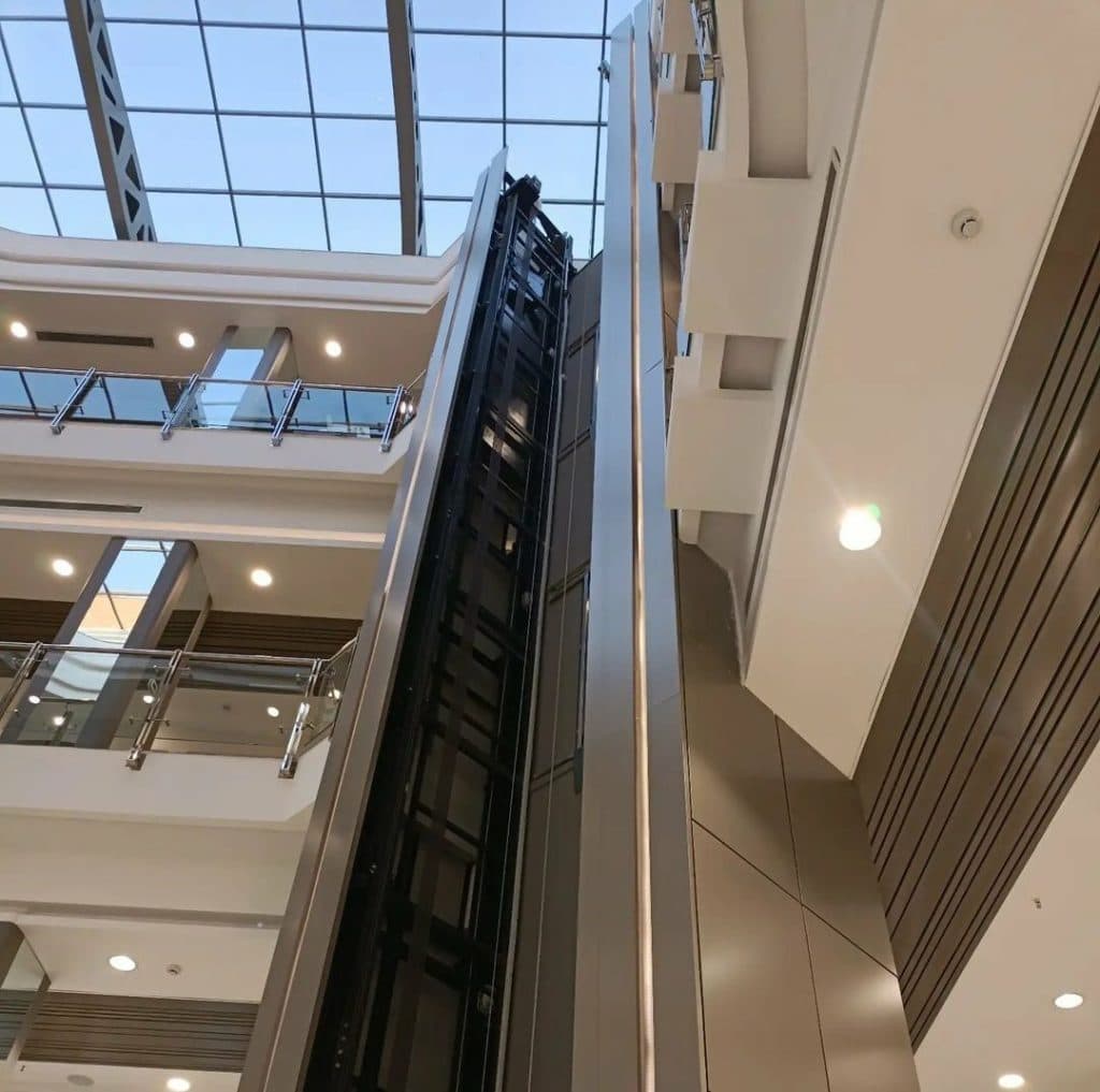 فروش و نصب آسانسور سهند آسانبر داتیس در تبریز