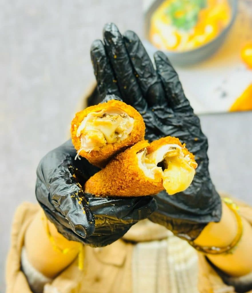 سرزمین سوخاری دستیار در 15 خرداد زرند