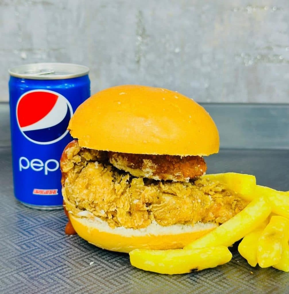 سرزمین سوخاری دستیار در 15 خرداد زرند