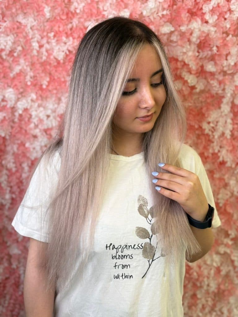 سالن زیبایی آیسن روشن در منطقه 5 تهران