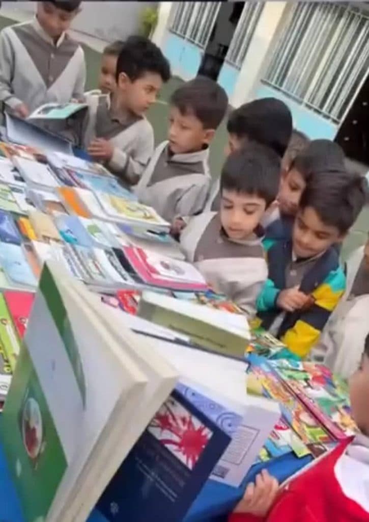 پیش دبستانی و دبستان غیردولتی پسرانه دخترانه الفبا در آق قلا