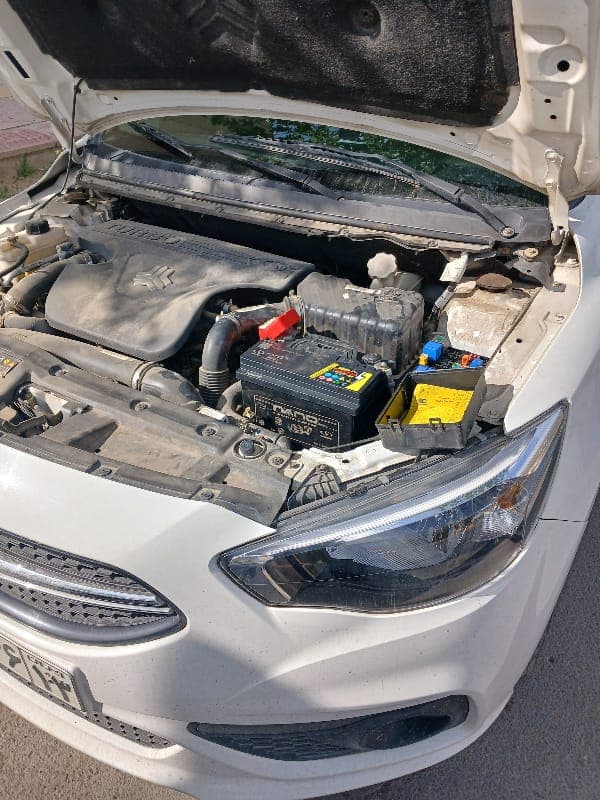 باطری سازی سیار شبانه روزی علیزاده در اصفهان