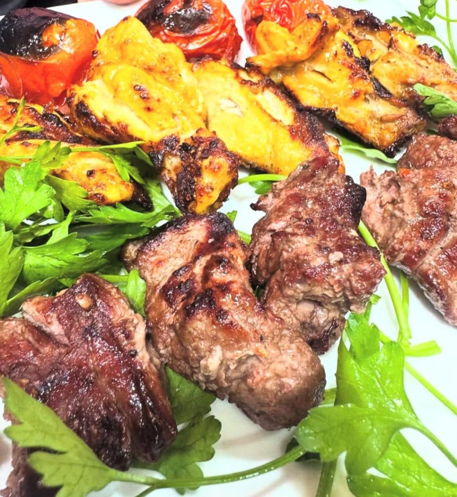 رستوران آتا در گلزار غربی کرج