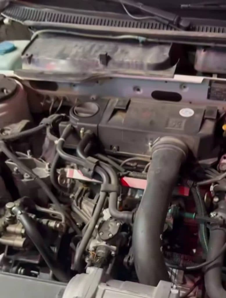 تعمیرگاه مکانیکی خودرو سبک آوانس در جاده قم به کاشان