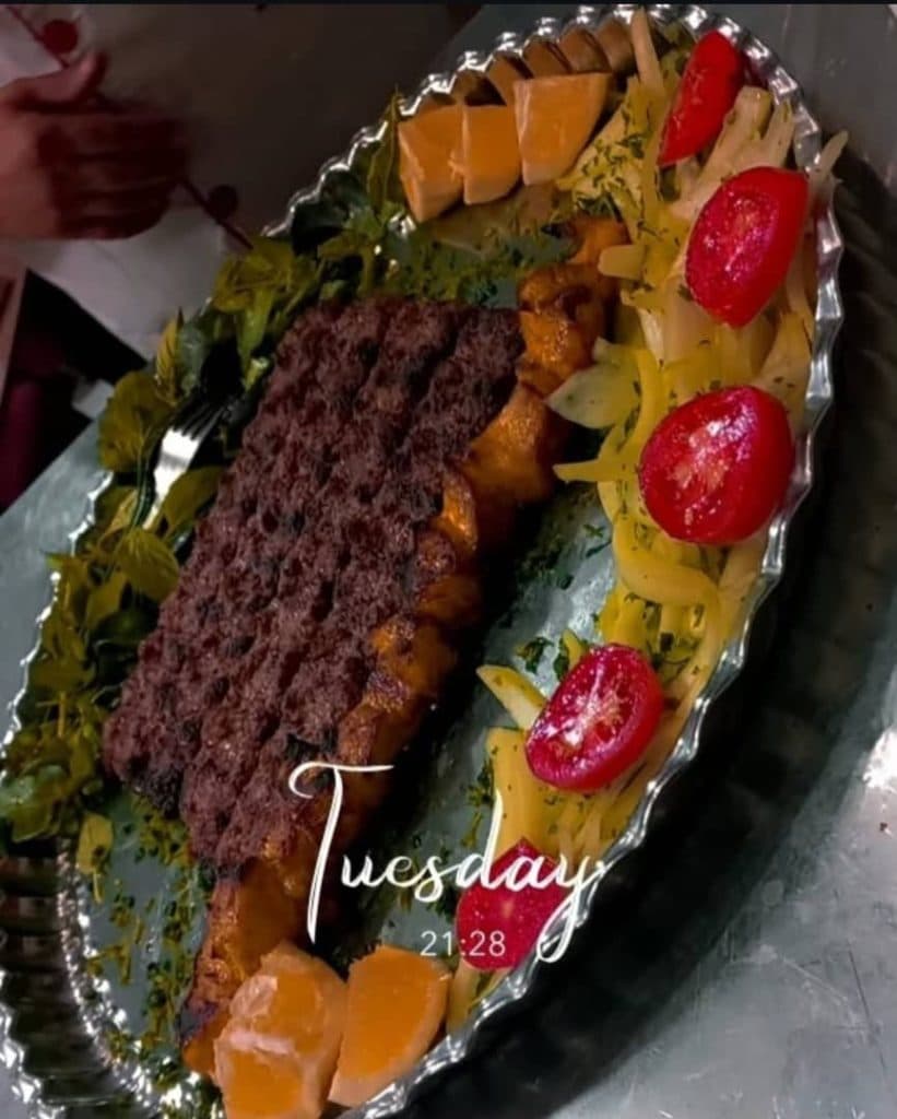 کباب بناب آیلار در شهرک واوان تهران