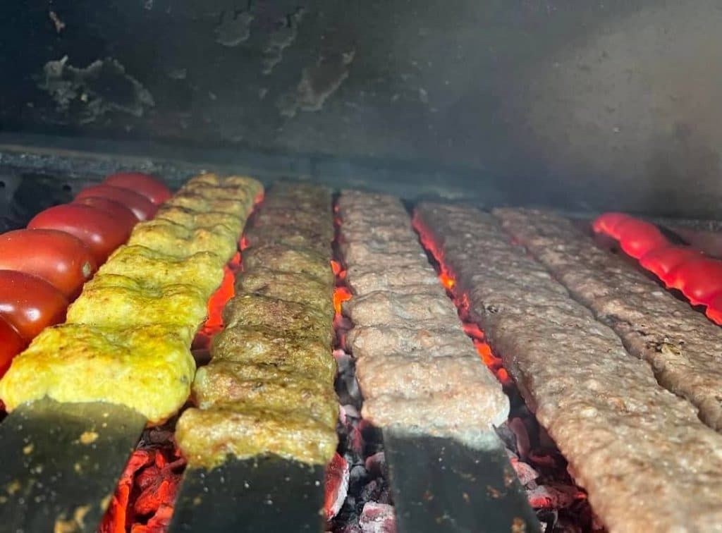 کباب بناب آیلار در شهرک واوان تهران