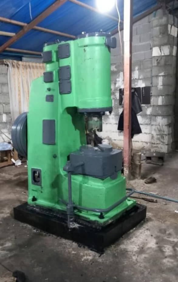 خرید و فروش پتک برقی یزدانی در نجف آباد