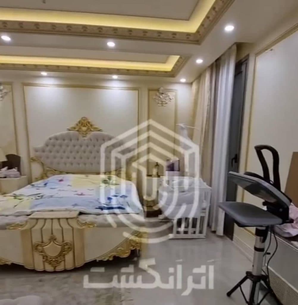 خرید و فروش املاک اثر انگشت هنرمند بهار آزادی اصفهان