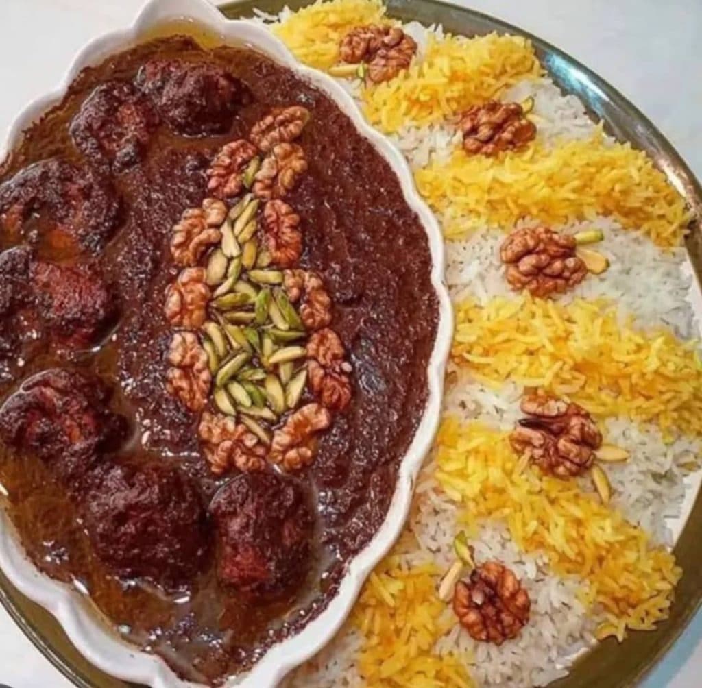 کترینگ و آشپزخانه مرکزی کارینو در سمنان