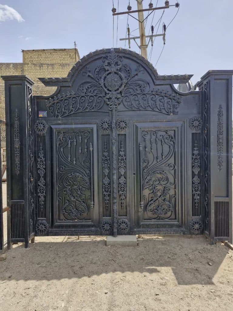 ساخت درب حیاطی و ویلایی بهرین در کاشان