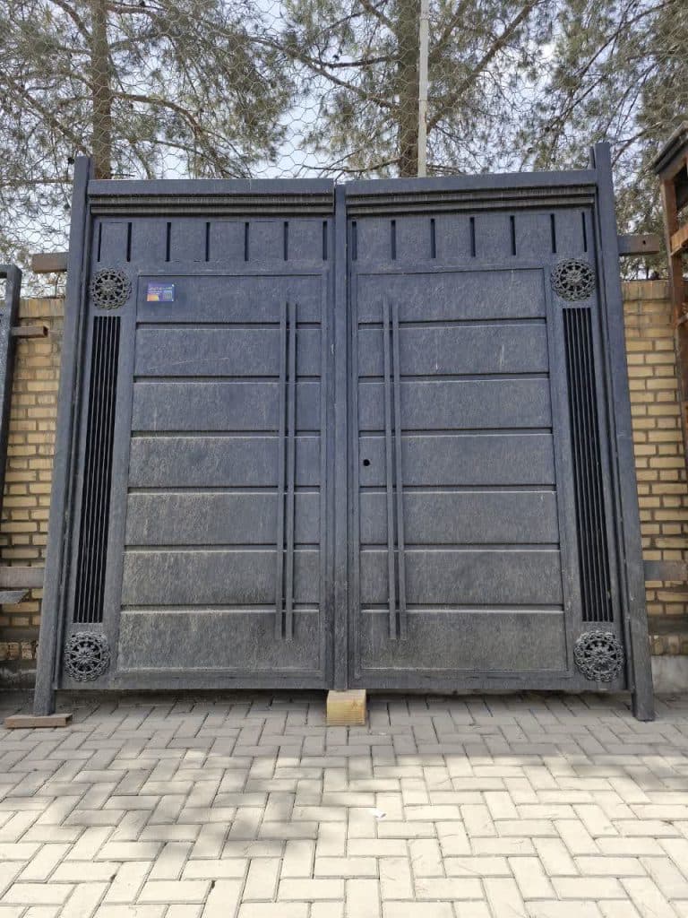 ساخت درب حیاطی و ویلایی بهرین در کاشان