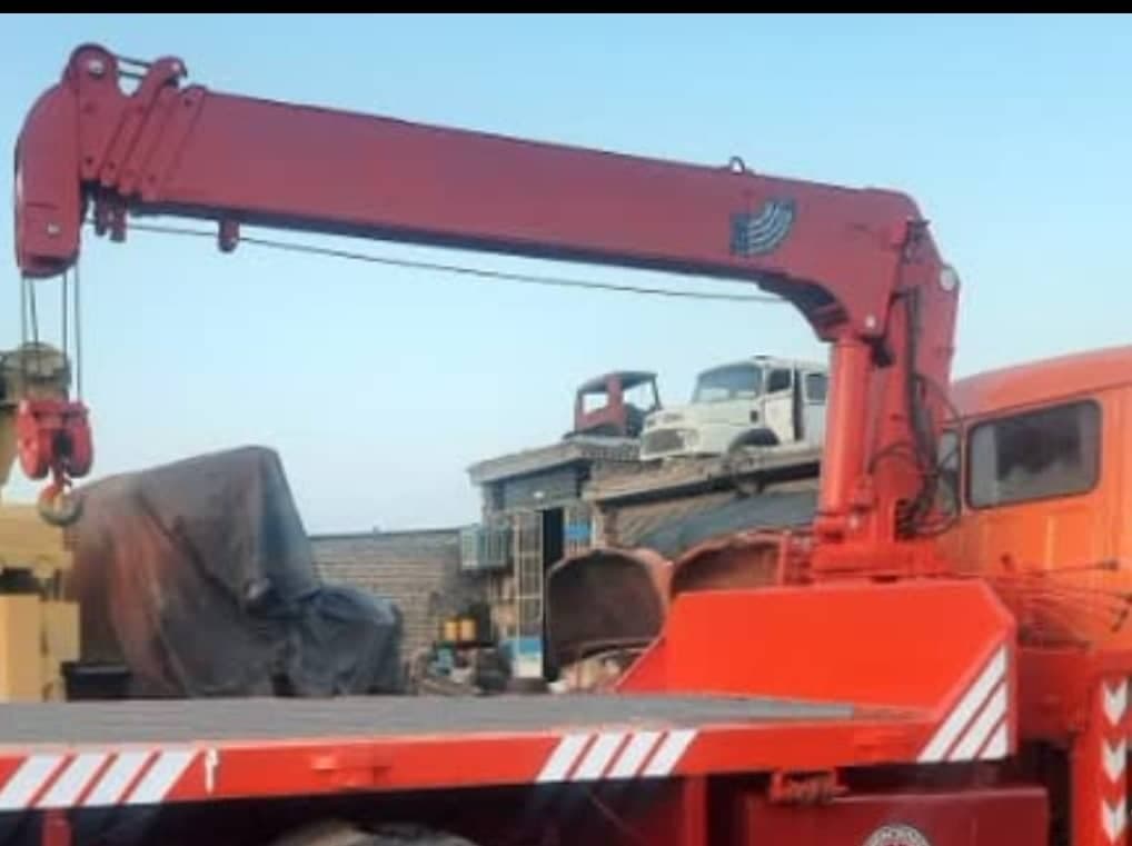 ساخت بالابر پشت کامیون هیدرولیک کاران نراقی در اصفهان