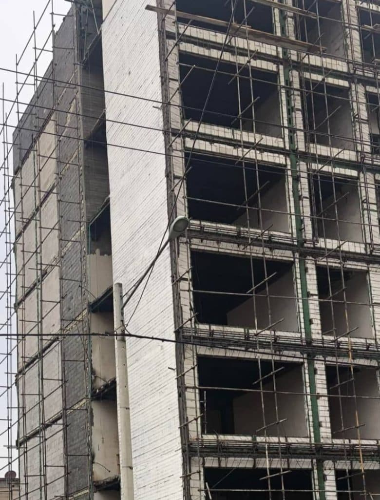 پیمانکاری و بازسازی صفر تا صد ساختمان حسنی در اصفهان