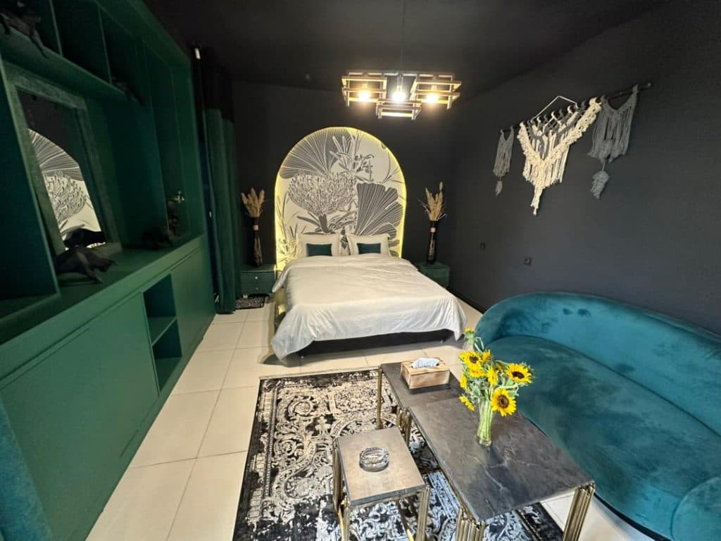 اجاره سوئیت آپارتمان روزانه حامد حسینی نسب غرب تهران