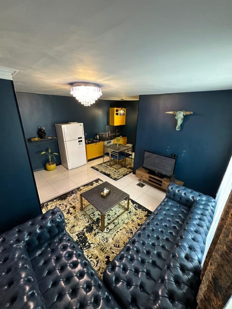 اجاره سوئیت آپارتمان روزانه حامد حسینی نسب غرب تهران