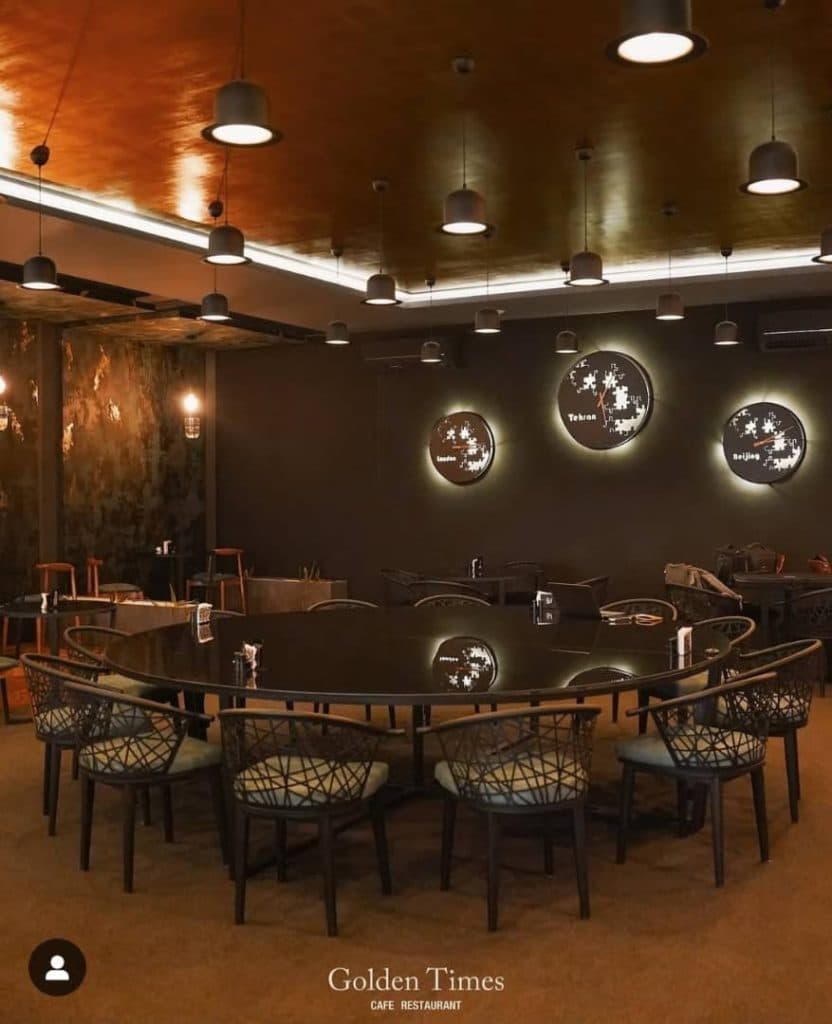 کافه رستوران گلدن تایمز در چابهار