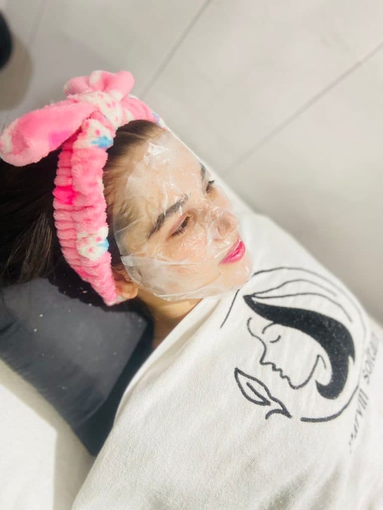 سالن مراقبت زیبایی گلشیفته آرام غلامی در یاسوج