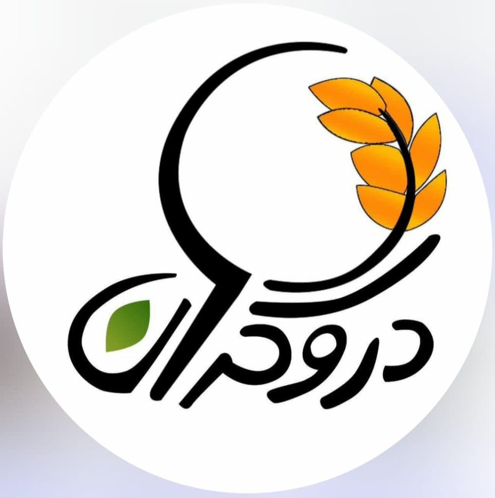 ادوات کشاورزی دروگران در شهرکرد