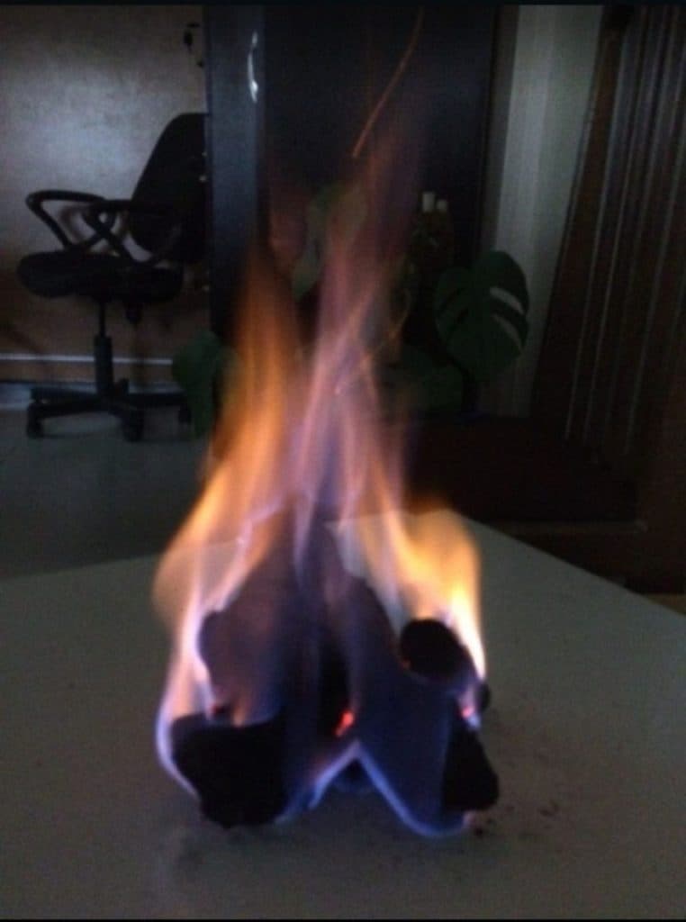 صادرات زغال خودسوز بی دردسر ملک محمدی در قزوین