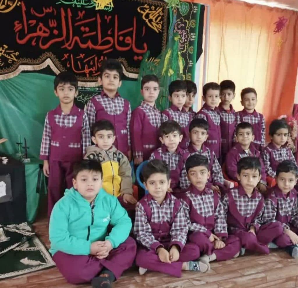 پیش دبستان غیرانتفاعی حکمت در آزادشهر