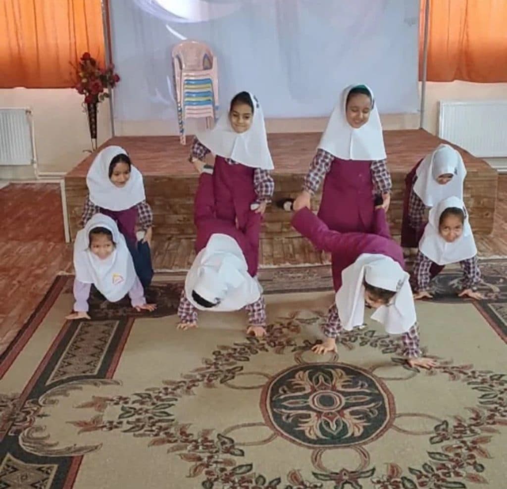 پیش دبستان غیرانتفاعی حکمت در آزادشهر