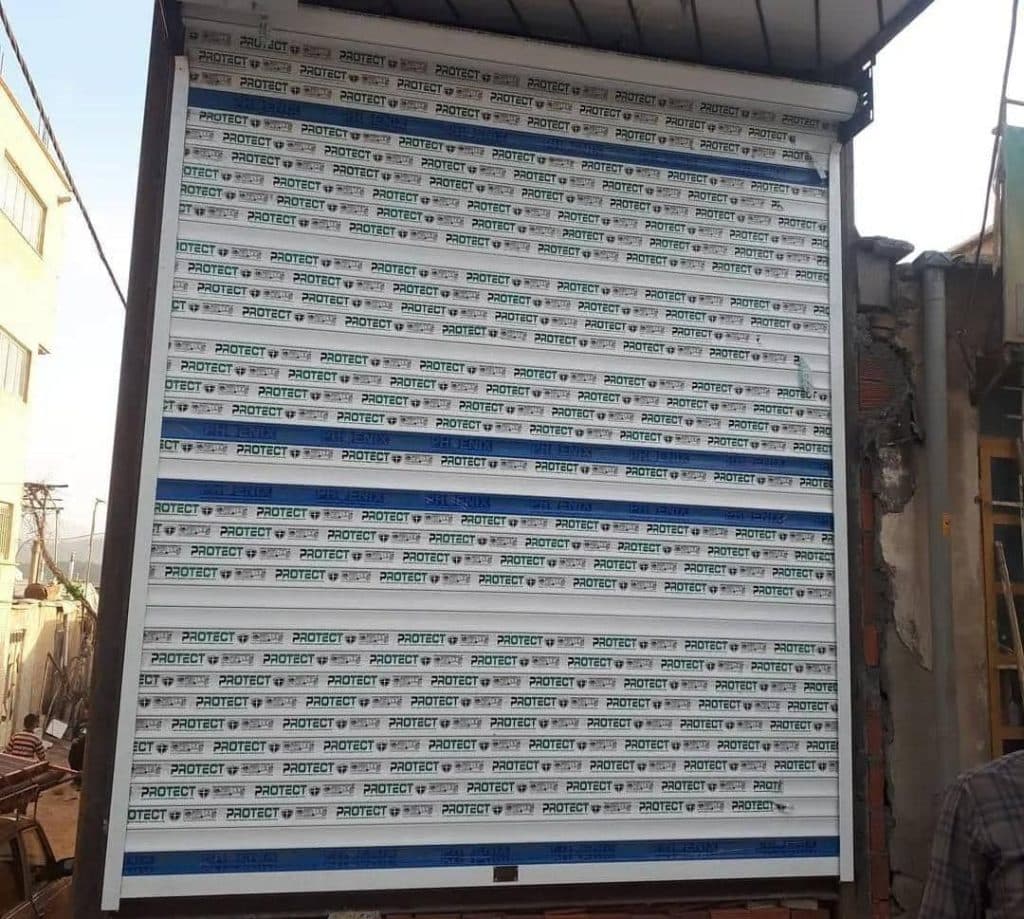 نصب و تعمیر کرکره برقی و دستی سید در اسلامشهر