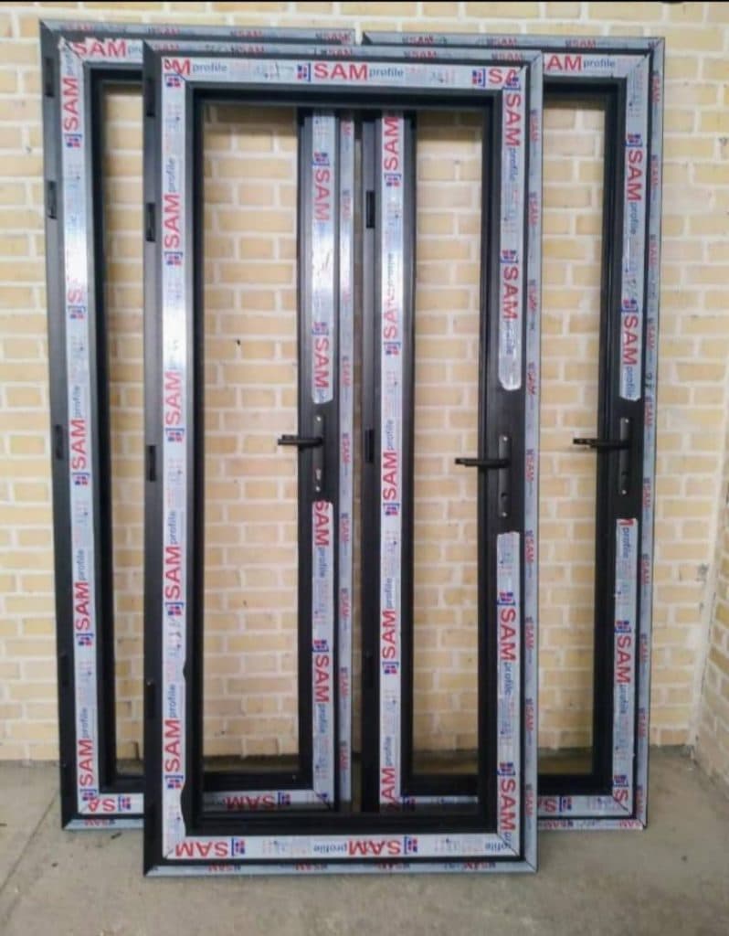 نصب و تعمیر درب و پنجره دوجداره upvc خواجه در شاهرود