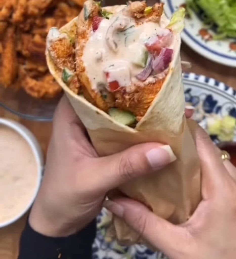 فست فود ممدشاورما در رشت