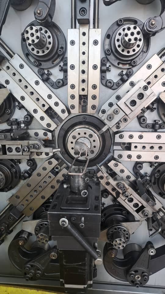 تولیدکننده و فروش فنر فشاری و شاخکدار محمدخانی صفادشت