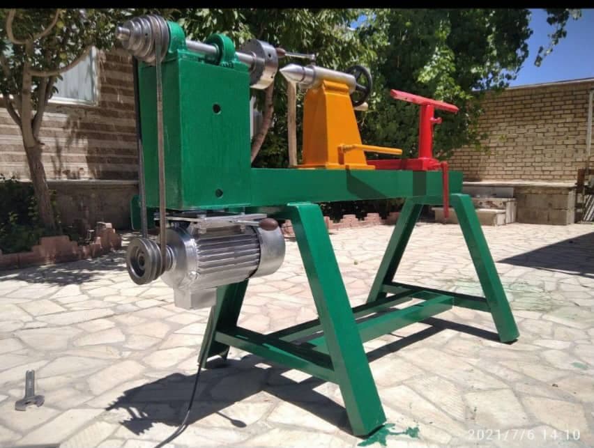 ساخت و فروش دستگاه خراطی چوبین صنعت سلمانی در اصفهان