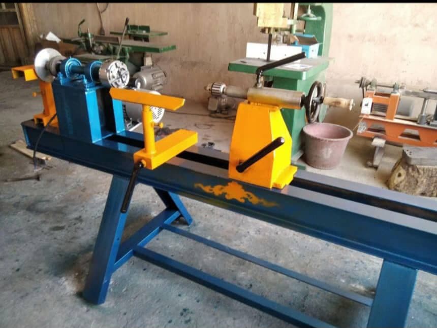 ساخت و فروش دستگاه خراطی چوبین صنعت سلمانی در اصفهان