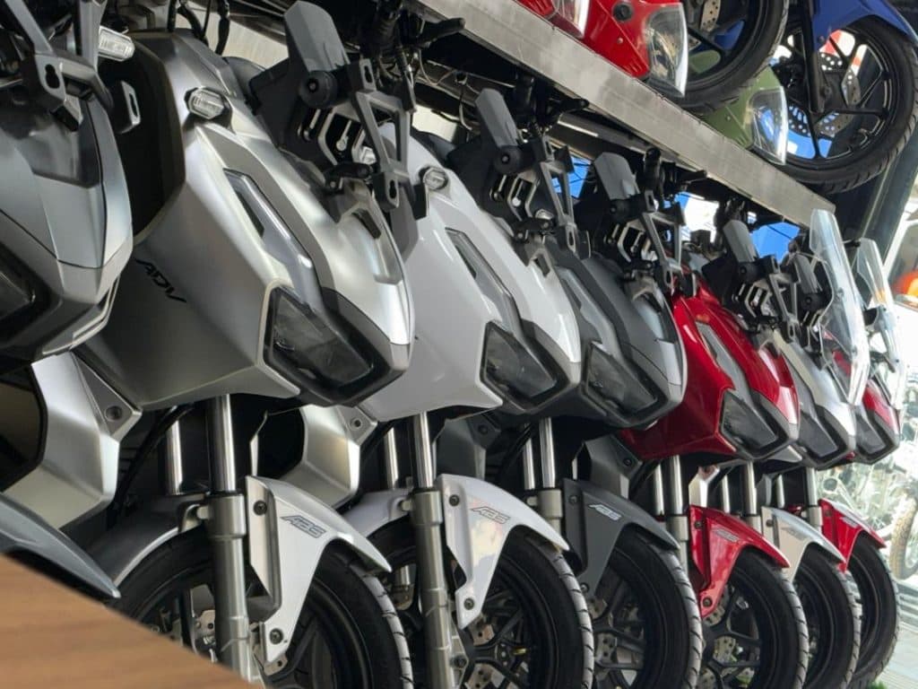 فروشگاه موتور سیکلت موتوحمید در اسلامشهر