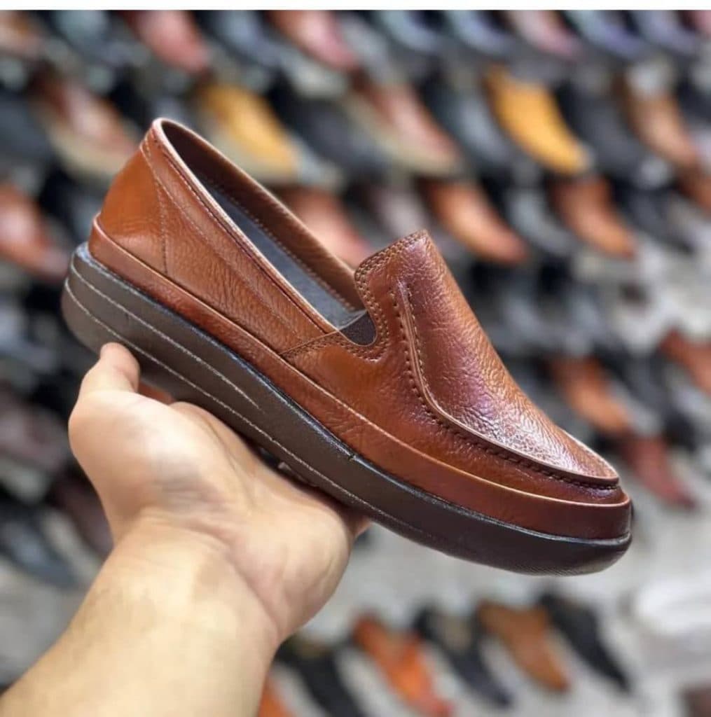 تولید و فروش کفش ویکو در خیام تهران