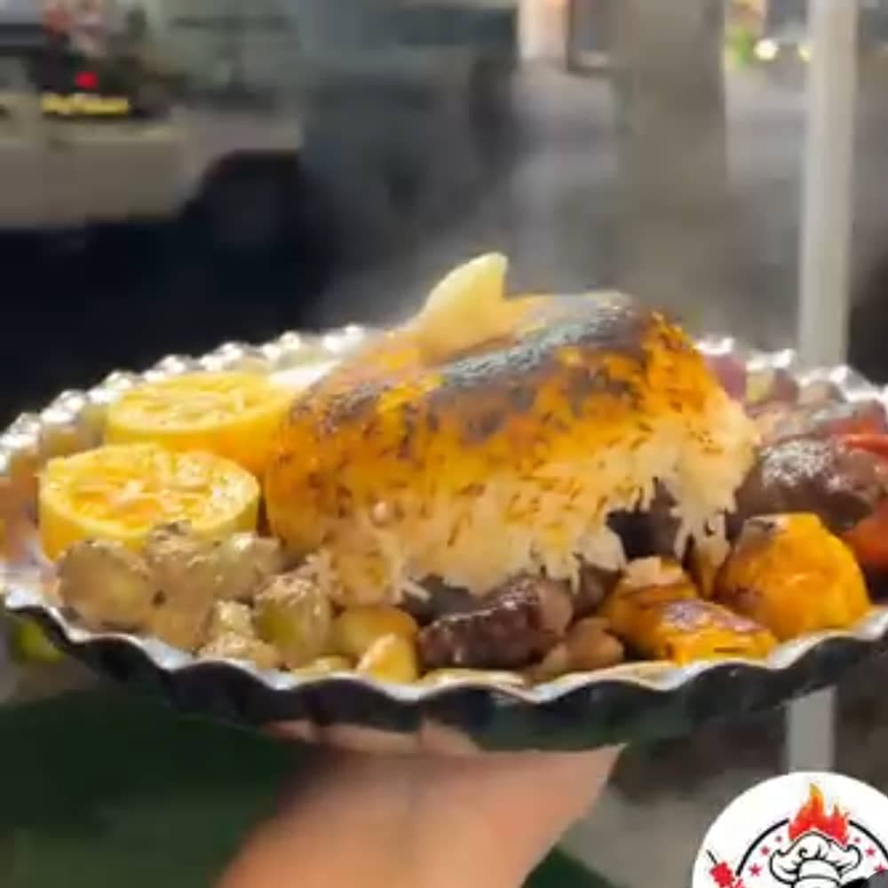 رستوران کیو کباب در جاده پیر بازار رشت