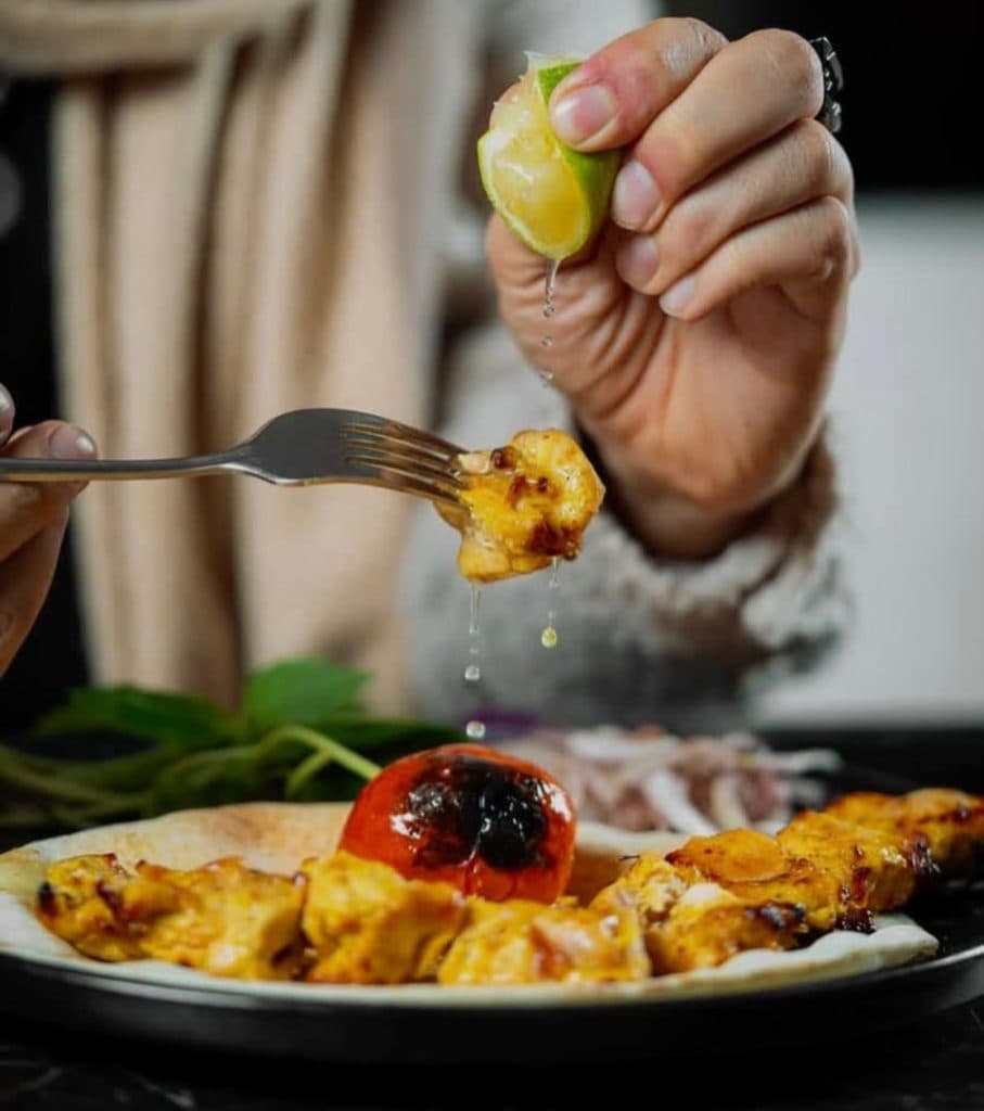 رستوران کبابچی قربانیان در اندیمشک