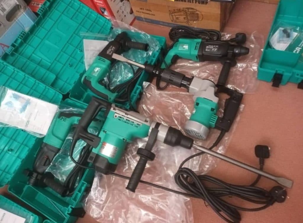 اجاره ابزار آلات ساختمانی رضا در تنکابن