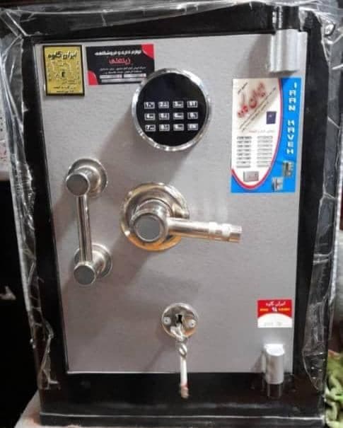 فروش گاوصندوق خانگی و طلافروشی ایران کاوه یوسفی رشت