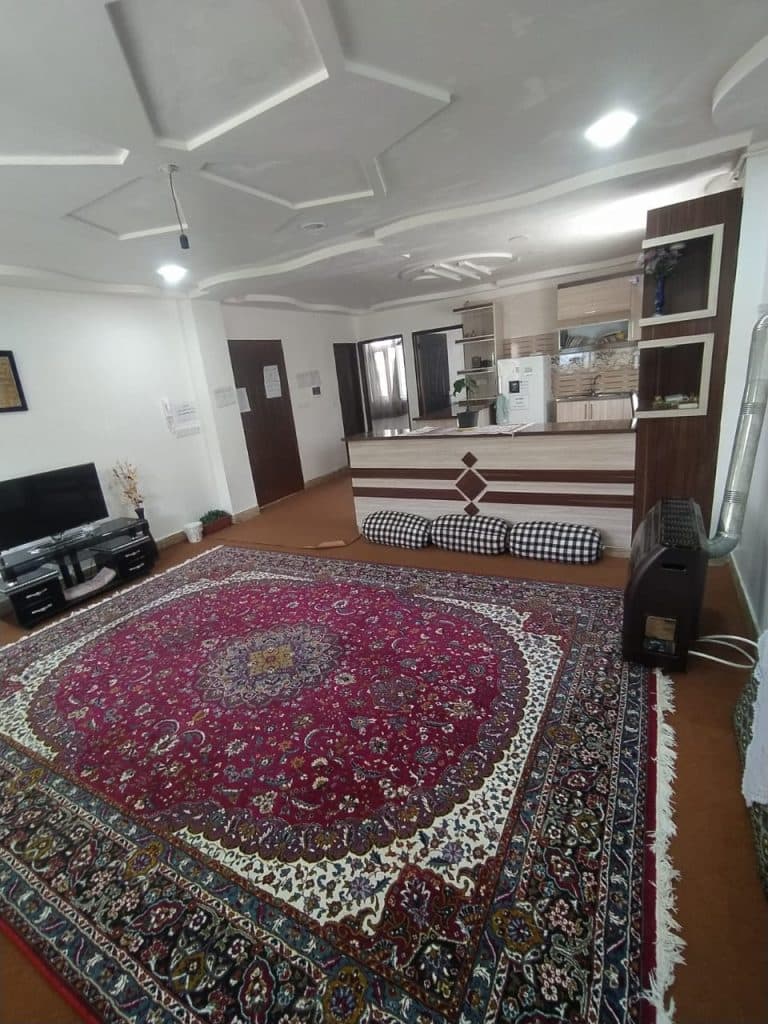 اقامتگاه توریستی سرو در رویین اسفراین